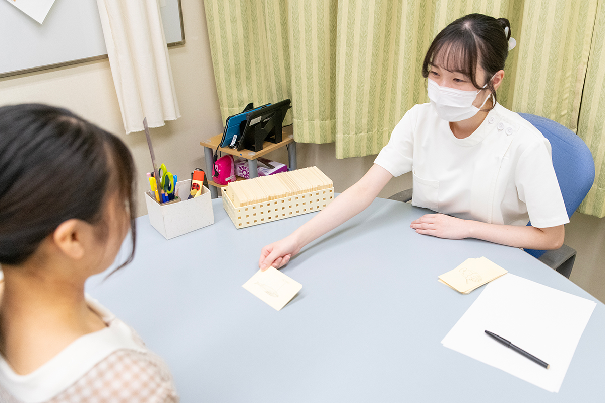 言語聴覚士 新田 真衣さん